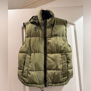 lets Frans Olive Puffer Vest small like new